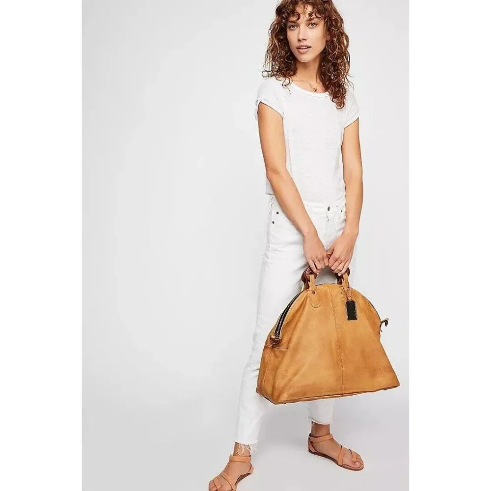 NEW FREE PEOPLE WILLOW VINTAGE TOTE LEATHER BAG IN TAN